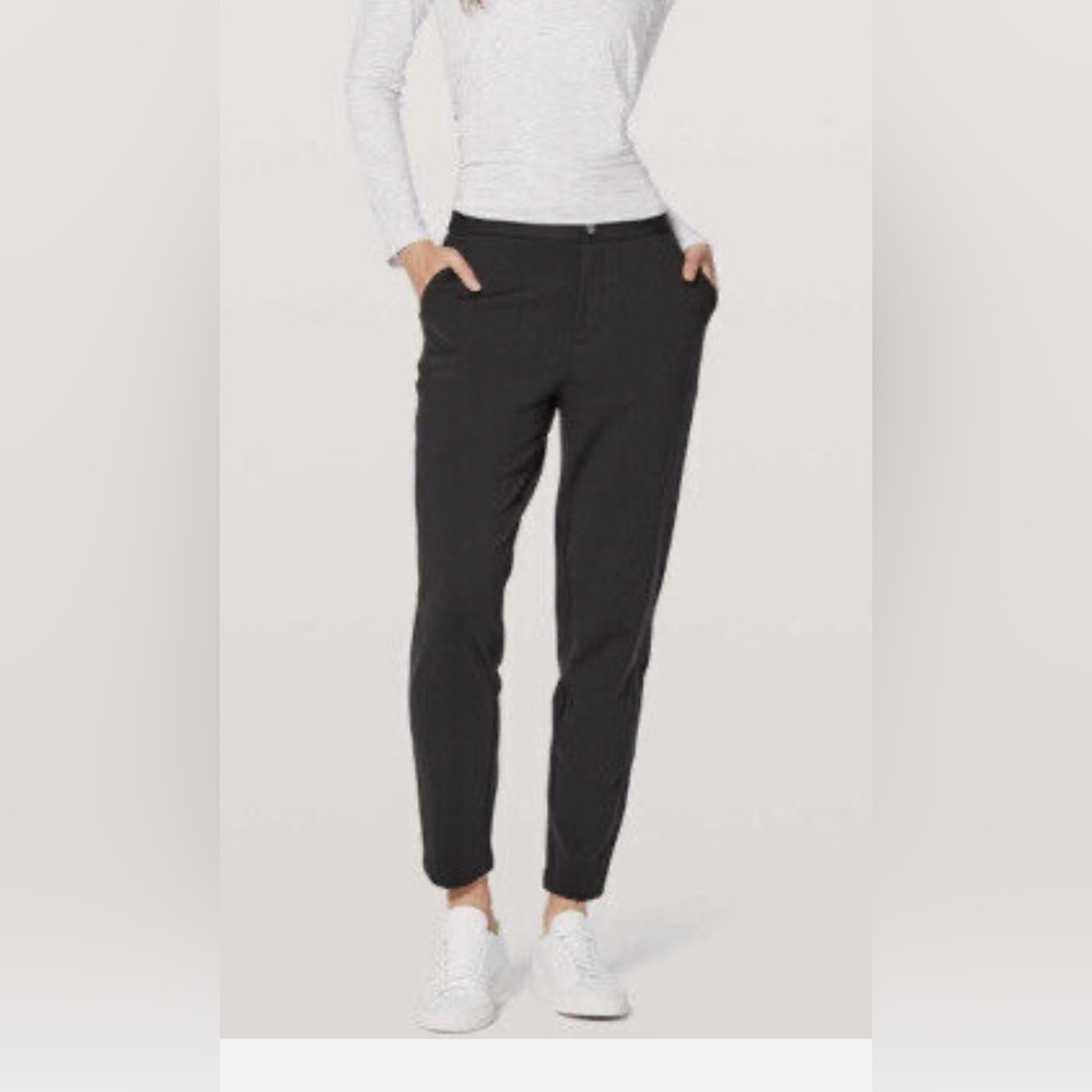 Lululemon City Trek Trouser II Dark Olive Size 6 O9